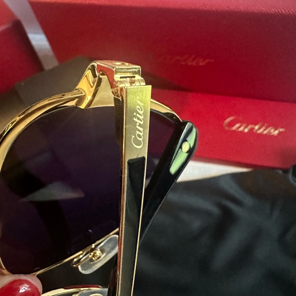 Cartier Aviator Sunglasses Gold - Picture 5 of 11